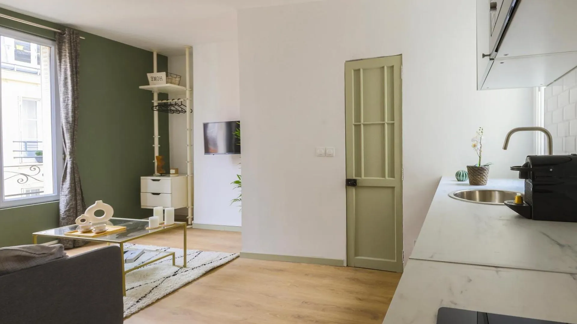 1592 Opera District Comfortable Retreat Apartment Paris
