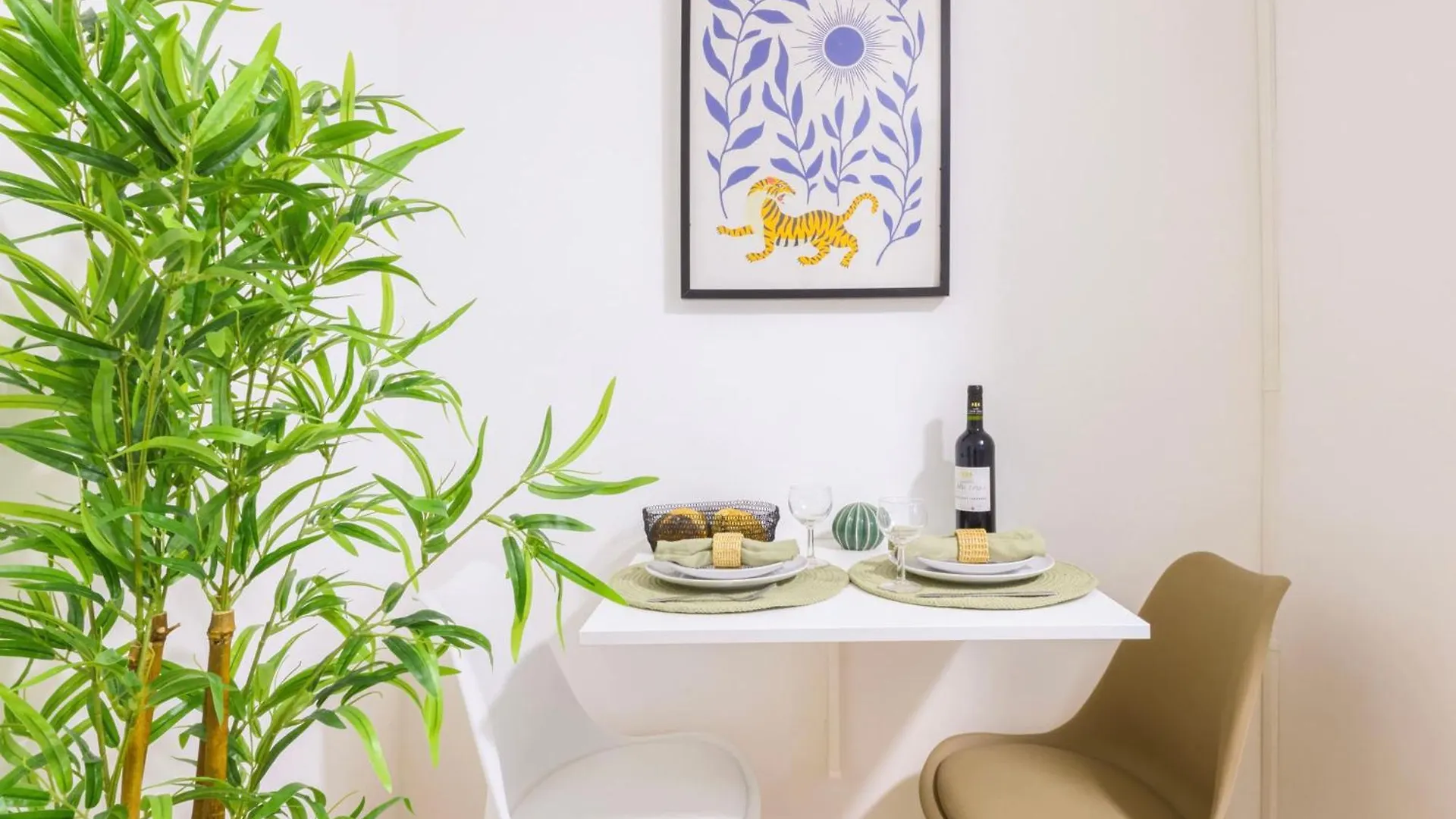 1592 Opera District Comfortable Retreat Apartment Paris